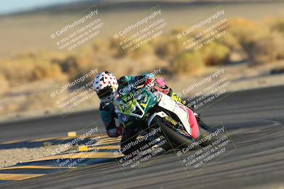 media/Nov-17-2024-CVMA (Sun) [[1fec520723]]/Race 17-Amateur Supersport Middleweight/